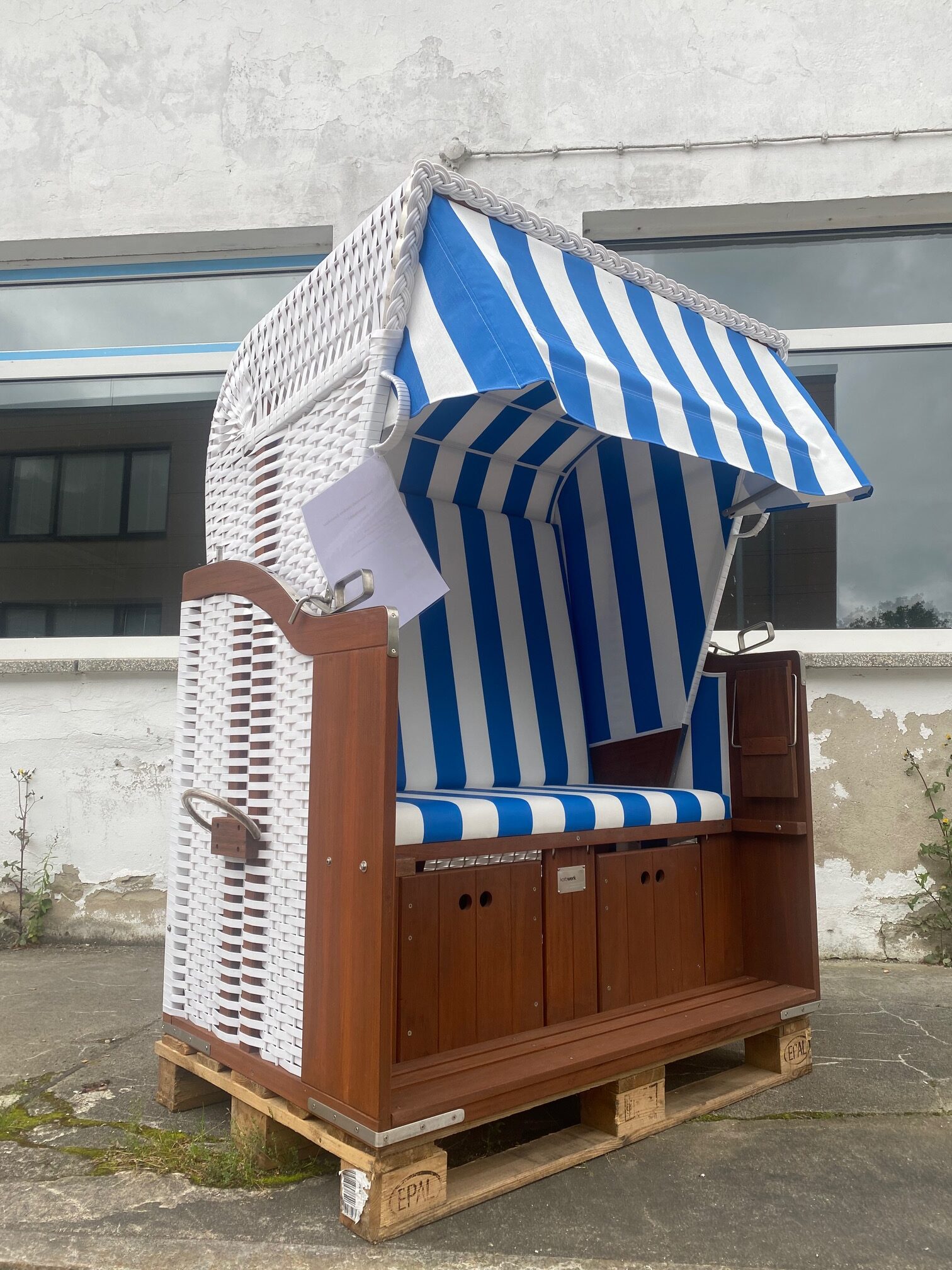 Zweisitzer Strandkorb 1 Halblieger blauweiße Streifen › Korbwerk