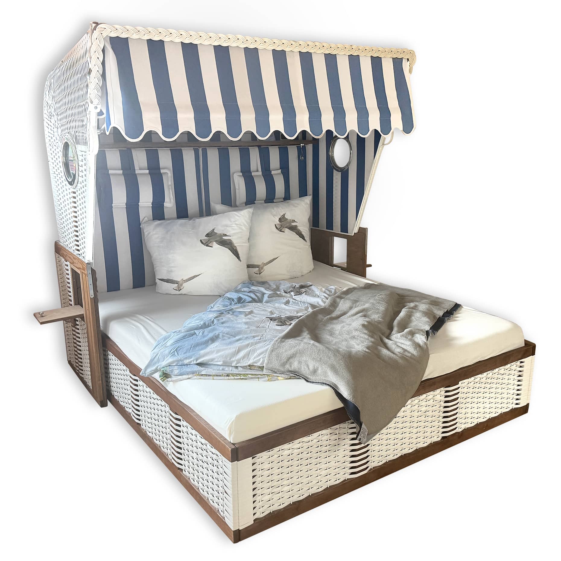 Ein Strandkorb als Bett